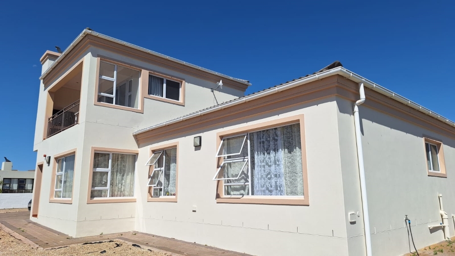 3 Bedroom Property for Sale in Country Club Western Cape